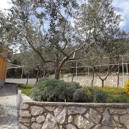 Apartment In Ravni/istrien 30383